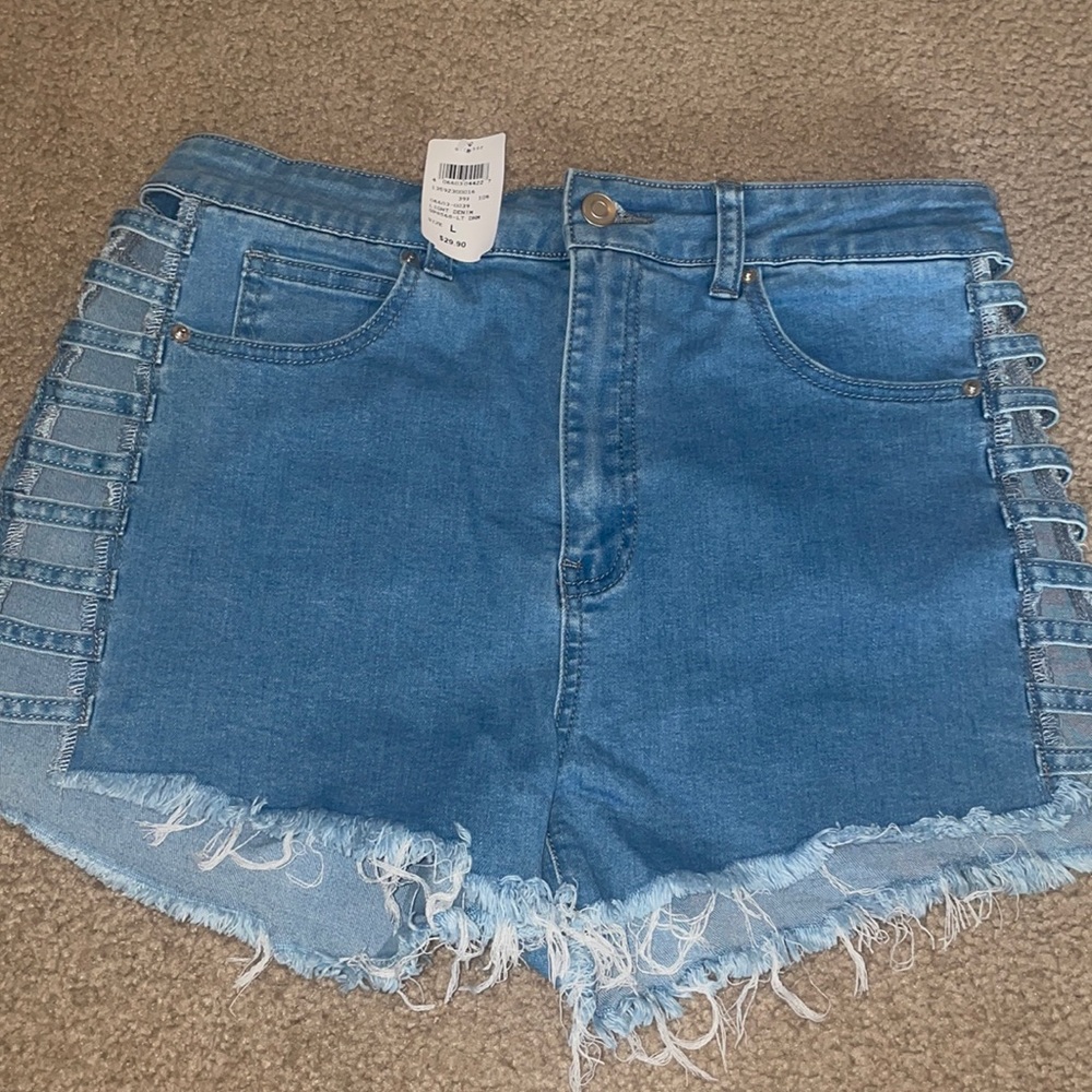 Windsor women’s shorts